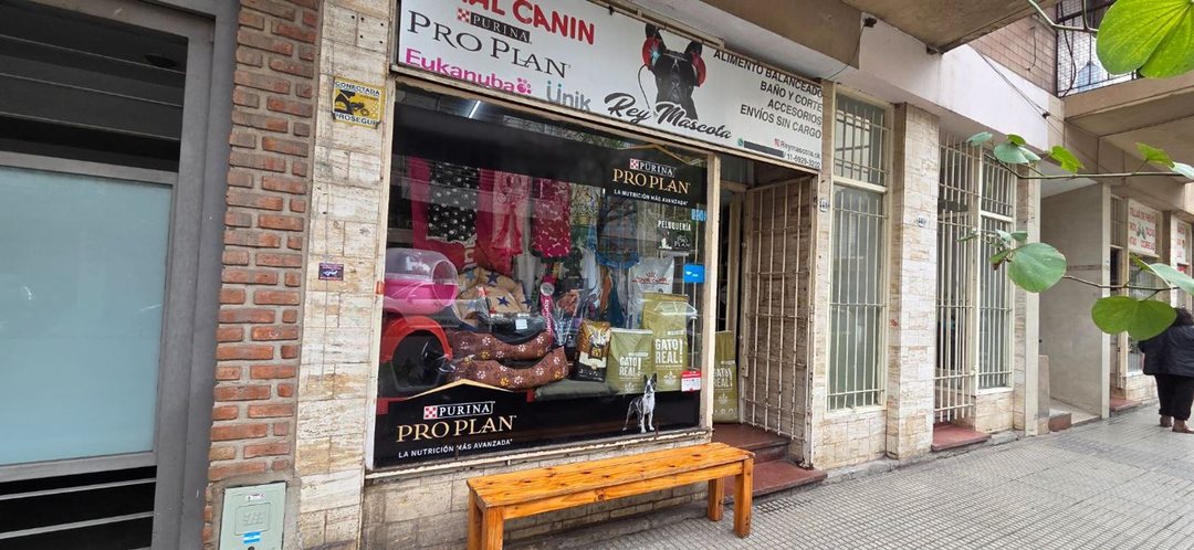 LOCAL COMERCIAL EN VENTA ALMAGRO
