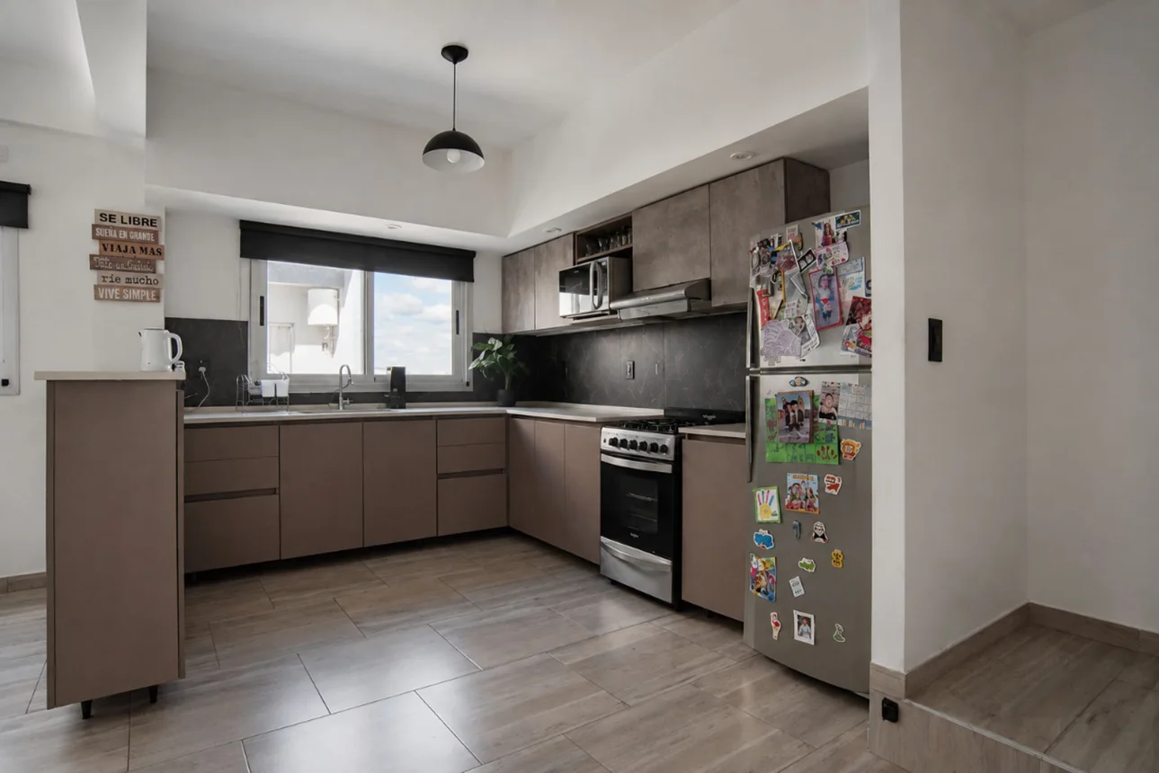 Departamento de 4 ambientes en venta en Villa Luzuriaga, Garibaldi 2700, foto 2