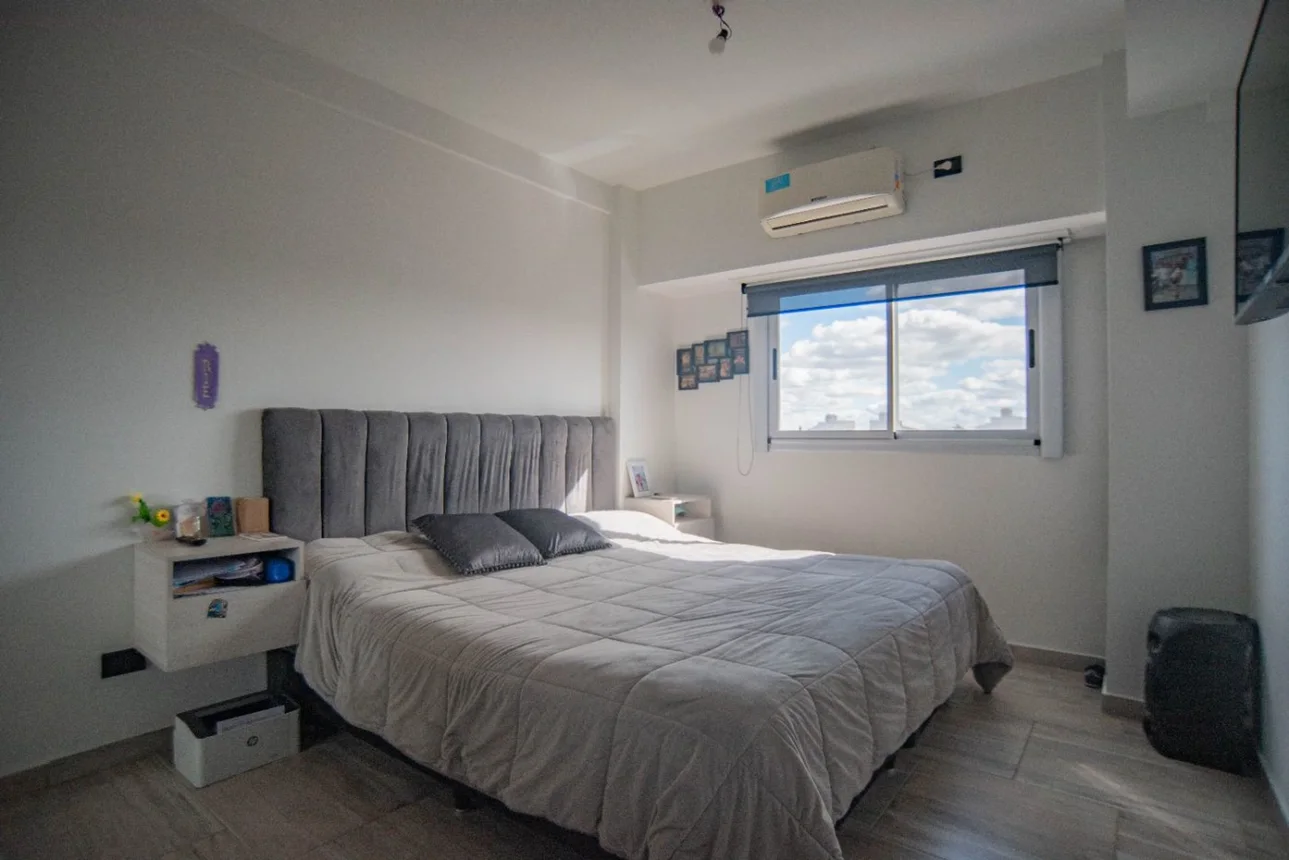 Departamento de 4 ambientes en venta en Villa Luzuriaga, Garibaldi 2700, foto 4
