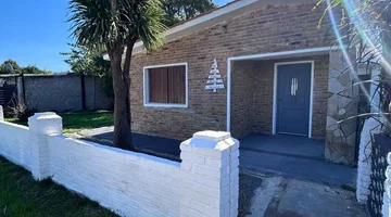 Alquiler casa 2 dormitorios cochera Barros Blancos