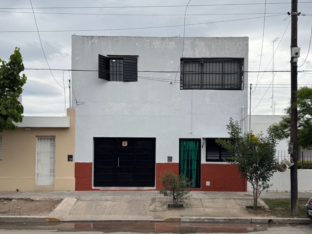 VENTA CASA BARRIO FERREYRA