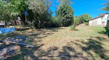 CASA EN VENTA A REFACCIONAR MORENO CENTRO