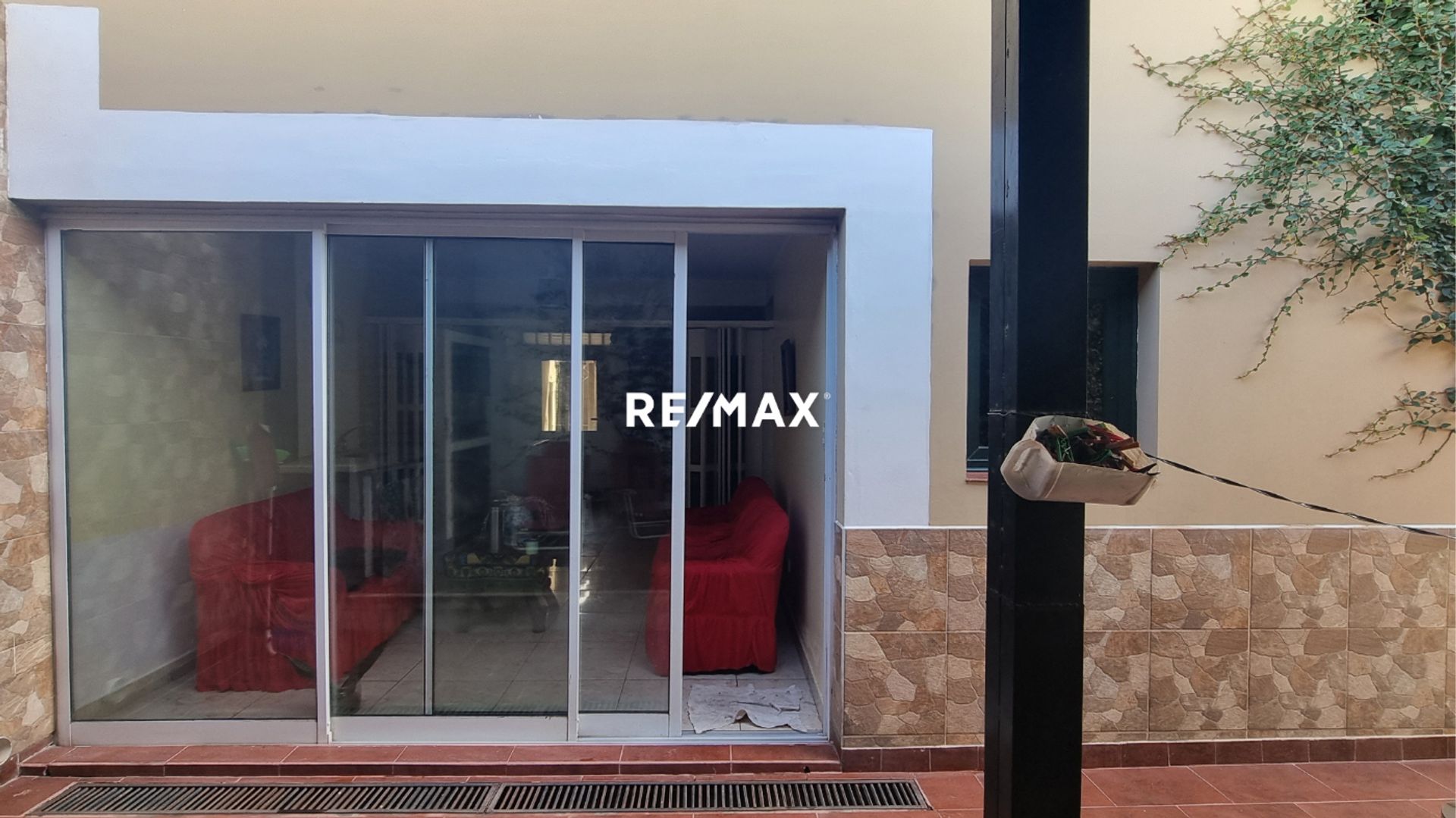 CASA 4 DORMITORIOS VENTA O PERMUTA ZONA SUR SALTA - foto 4