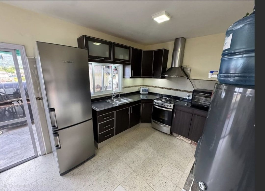 VENTA CASA-COSQUIN 6 DOR-COCHERA-CENTRO