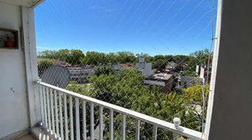 VENTA DEPTO 3 AMBIENTES COCHERA BAULERA Y LUMINOSO