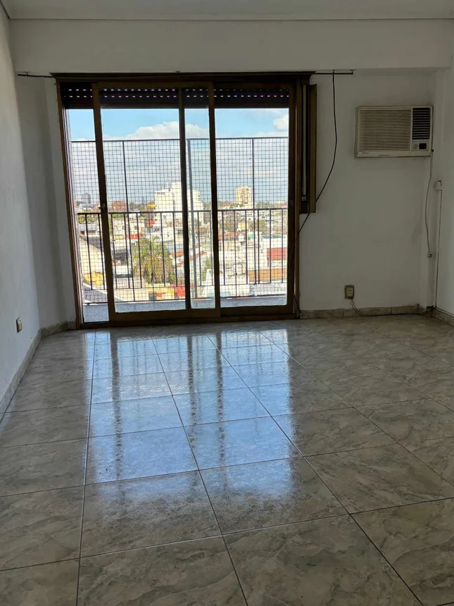 3 ambientes todo luz, balcón, vista abierta., foto 1