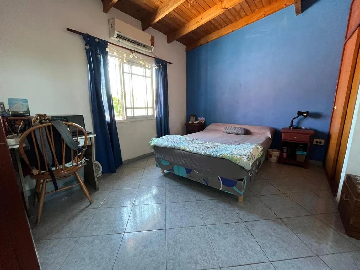 Casa de 4 ambientes en venta en Burzaco, Manzanares 1400, foto 5