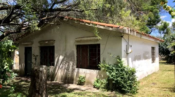 Venta terreno con mejoras en San Luis