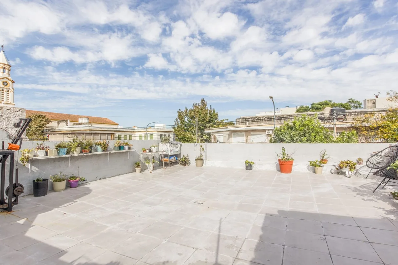 Casa de 4 ambientes en venta en Vélez Sarsfield, Cervantes 1200