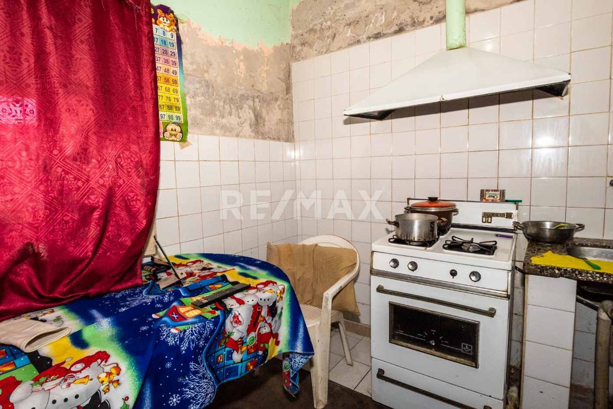 CASA VENTA 5 DORMITORIOS MACROCENTRO - foto 17