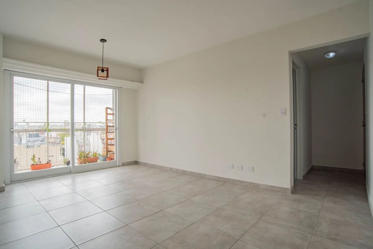 Departamento de 3 ambientes en venta en Flores, Caracas 300