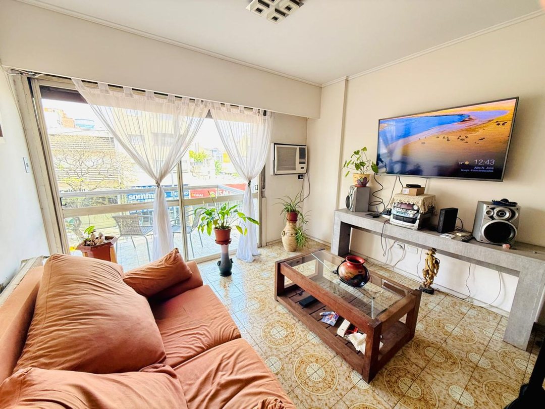 VENTA DEPARTAMENTO 3 DORM CENTRO CON COCHERA