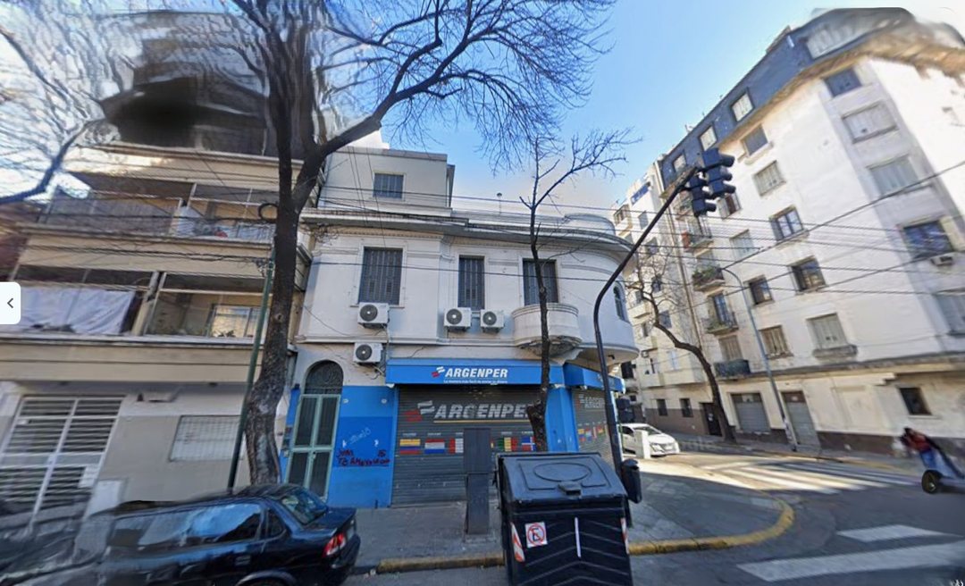 Venta Local con Vivienda ph 4 amb Constitucion