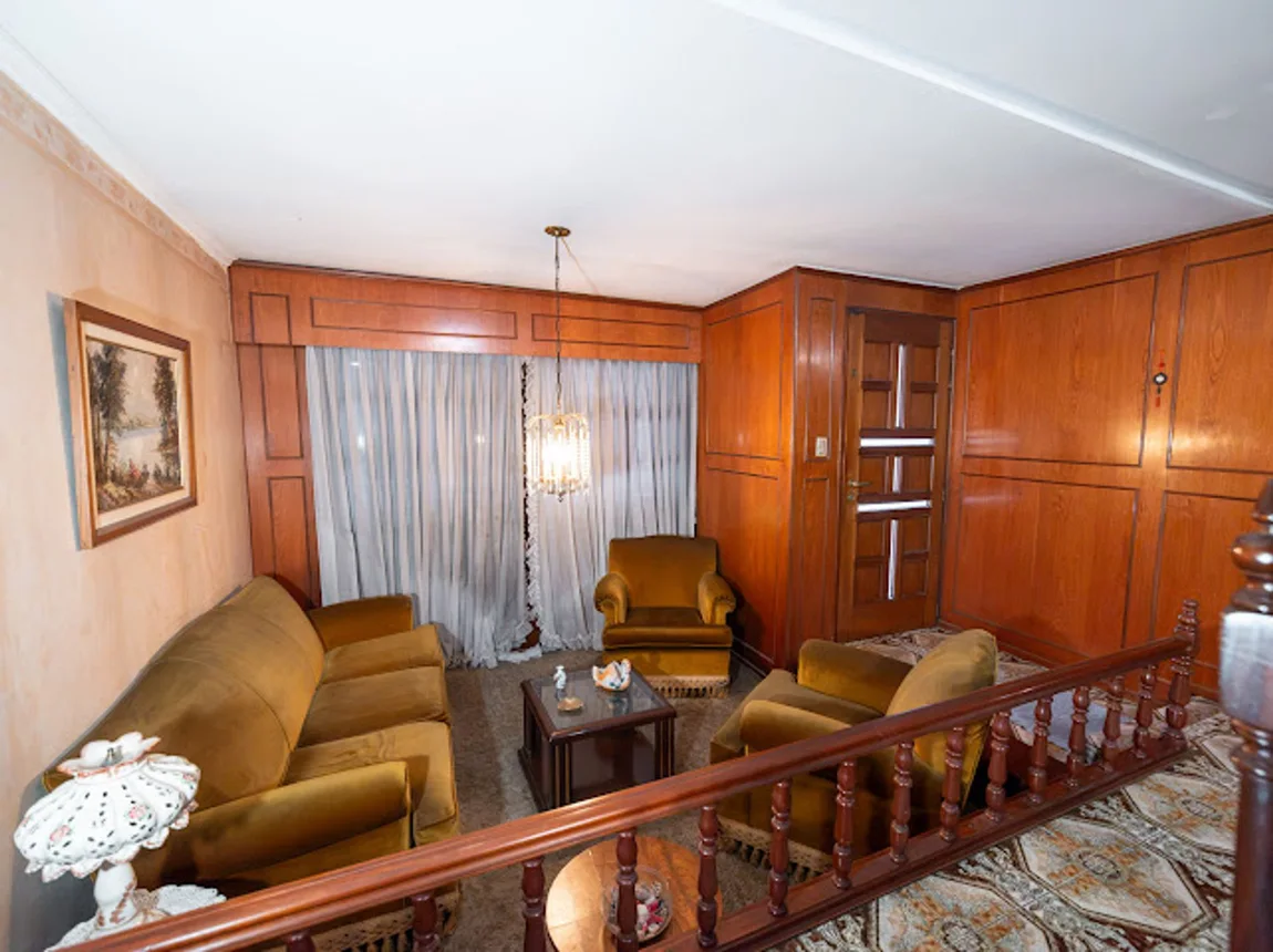 Venta casa 3 dormitorios con cochera en jorge cura, foto 3