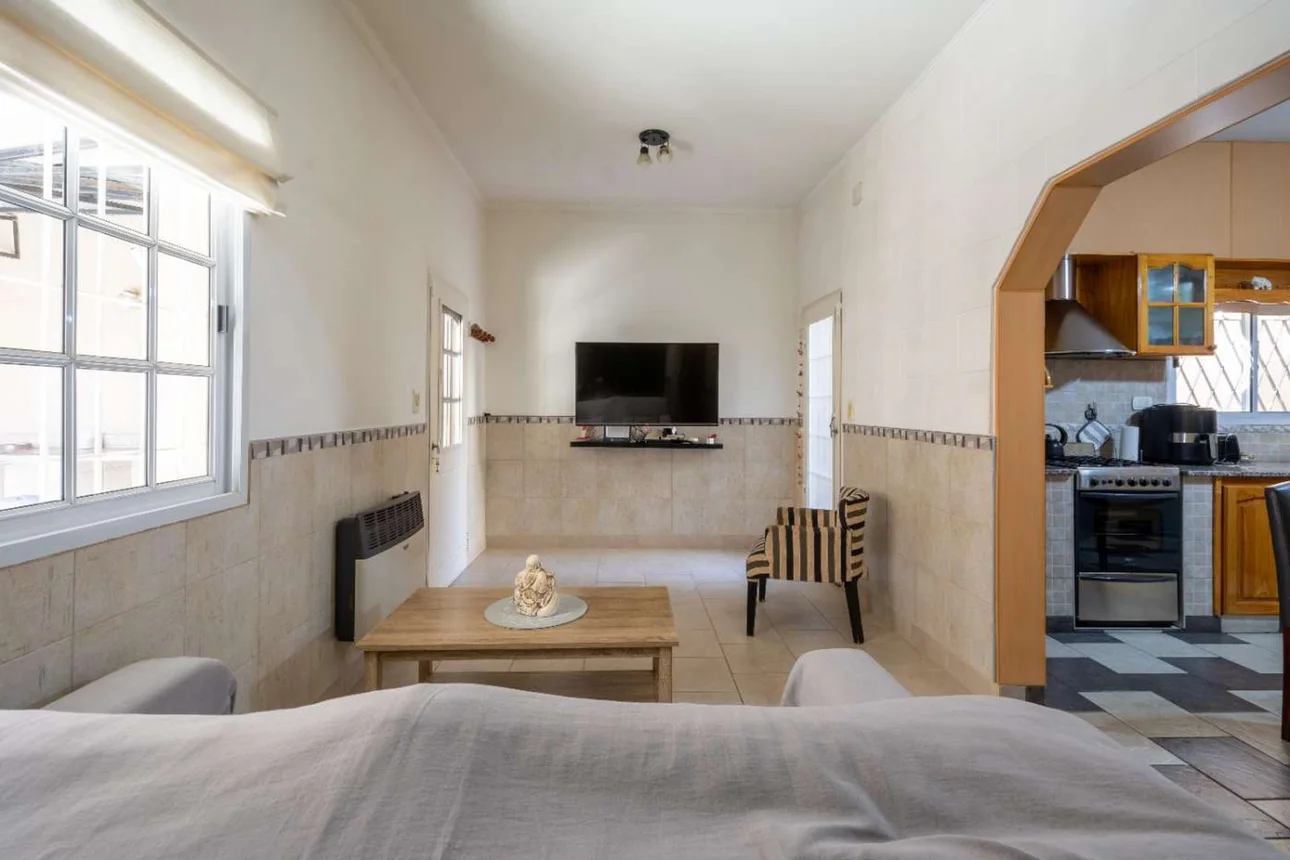 Casa de 4 ambientes en venta en La Tablada, San Pedro 1400