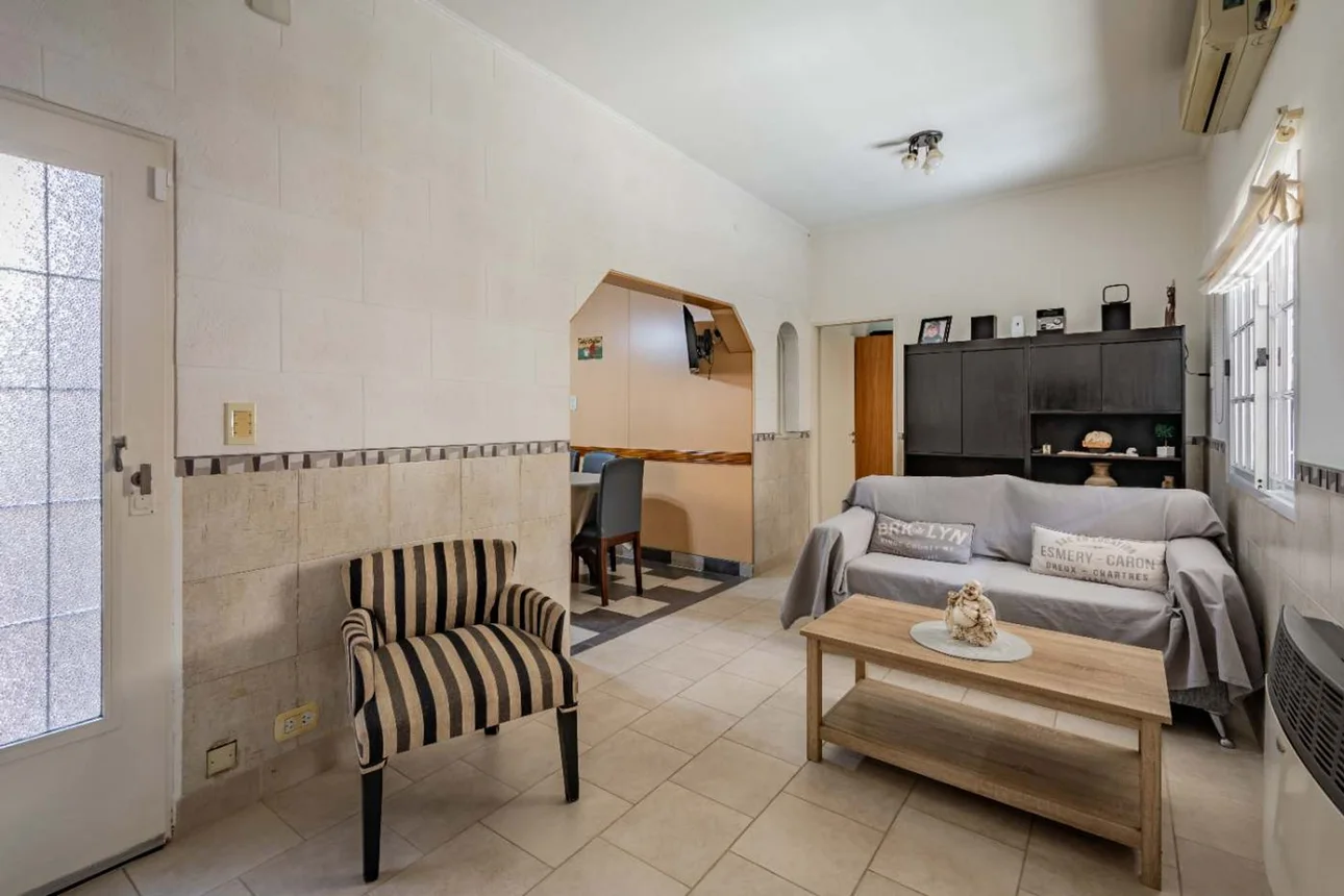 Casa de 4 ambientes en venta en La Tablada, San Pedro 1400, foto 4