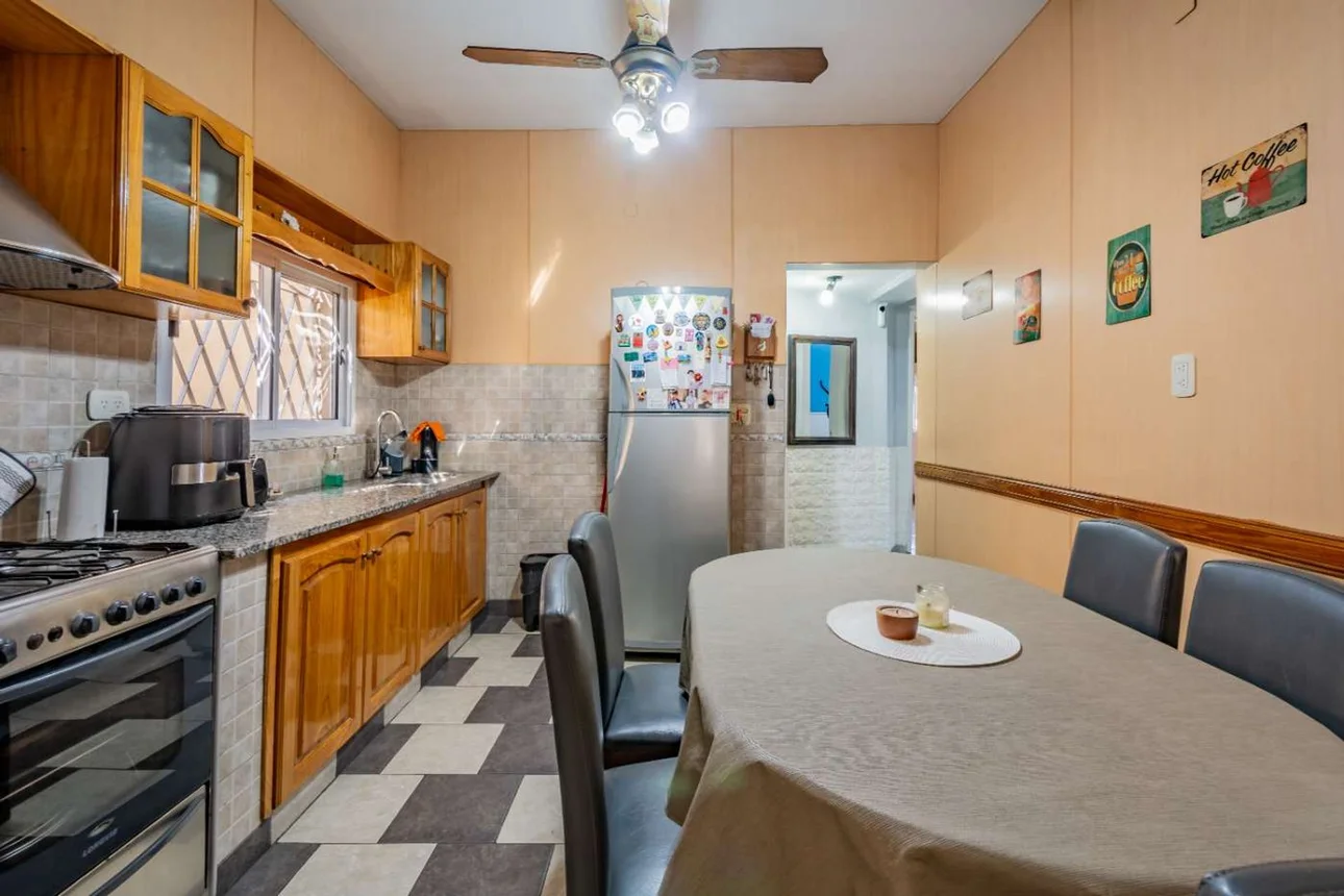 Casa de 4 ambientes en venta en La Tablada, San Pedro 1400, foto 5