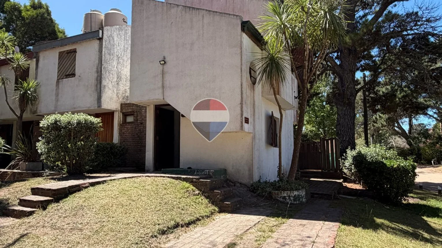 Dúplex de 4 ambientes en venta en Pinamar, De la Merluza 1000