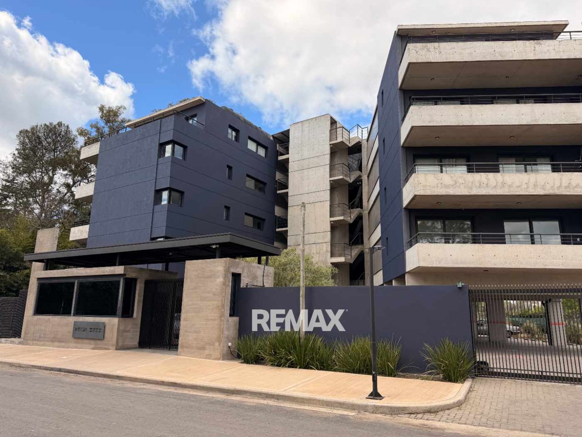 Foto 25 — DEPTO VENTA 2 AMB, PILAR, COCHERA, BALCON, PILETA
