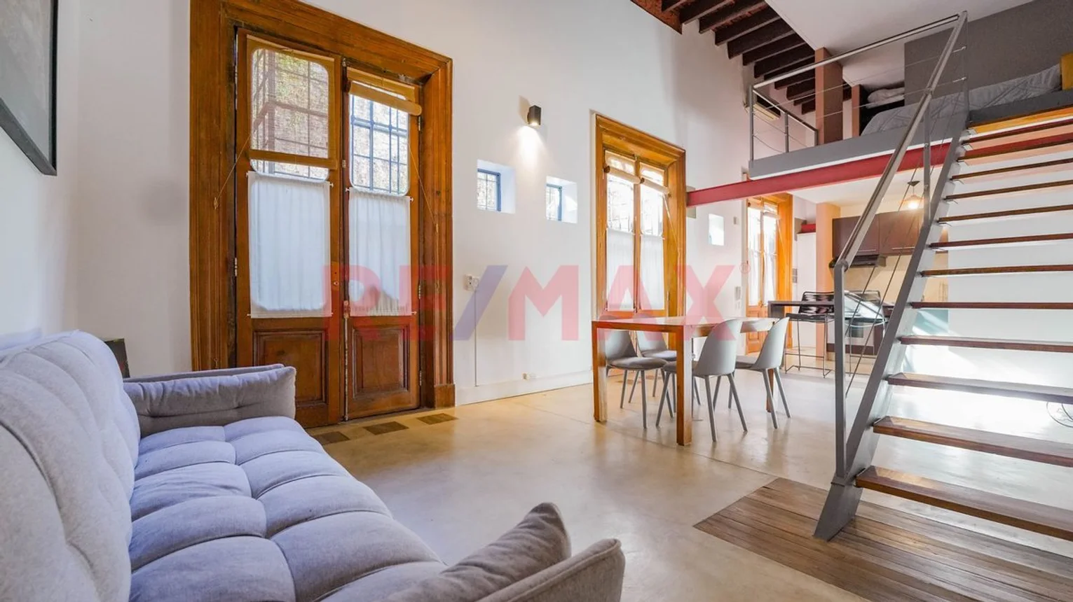 Loft en alquiler en Monserrat, foto 2