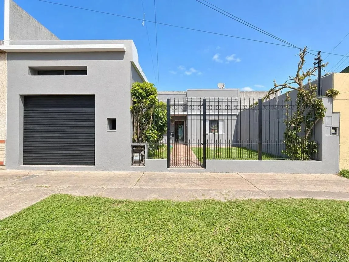 Casa en venta en Lanús Oeste
