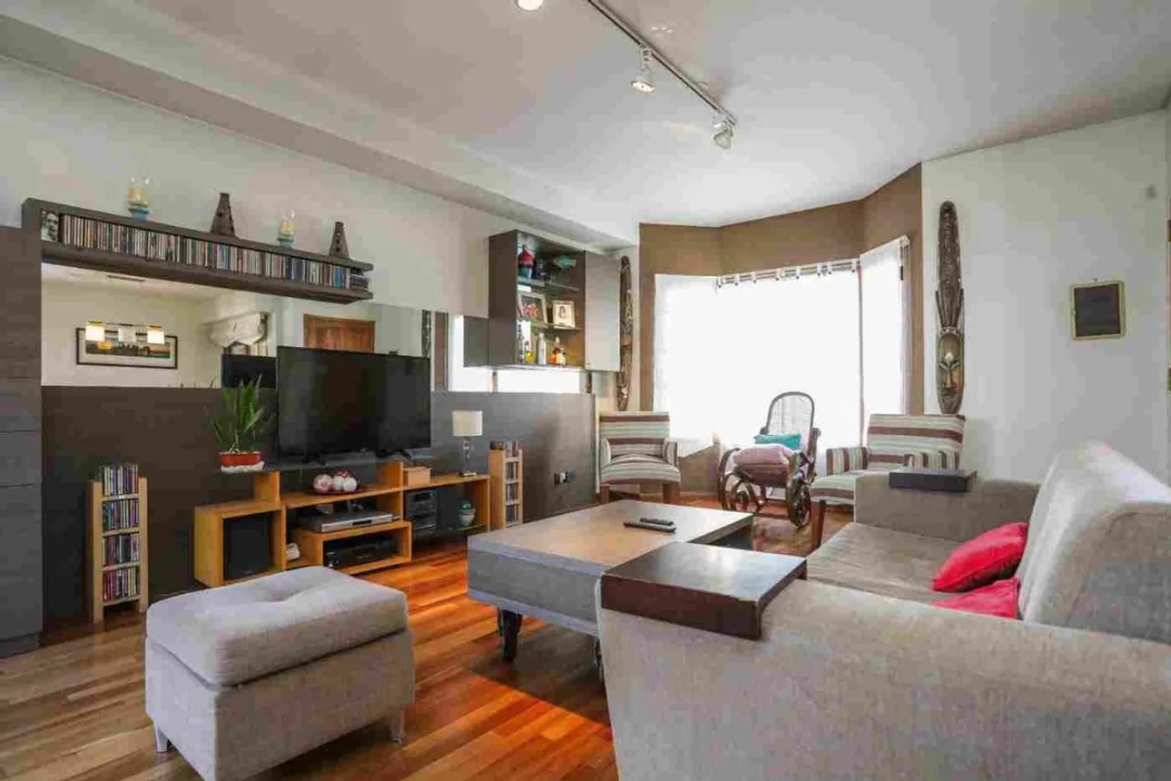 Casa tríplex en venta en Olivos, foto 2