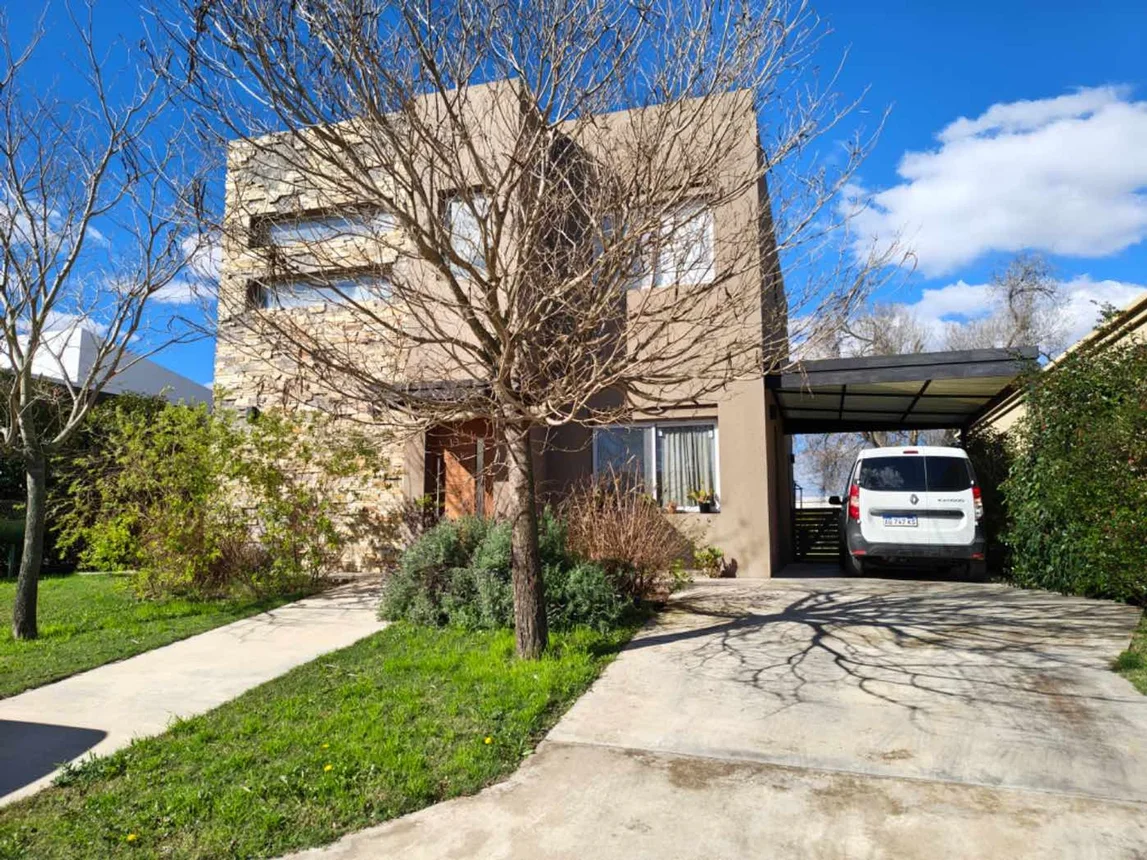 Venta casa 5 ambientes pilar del este san ramiro, foto 2