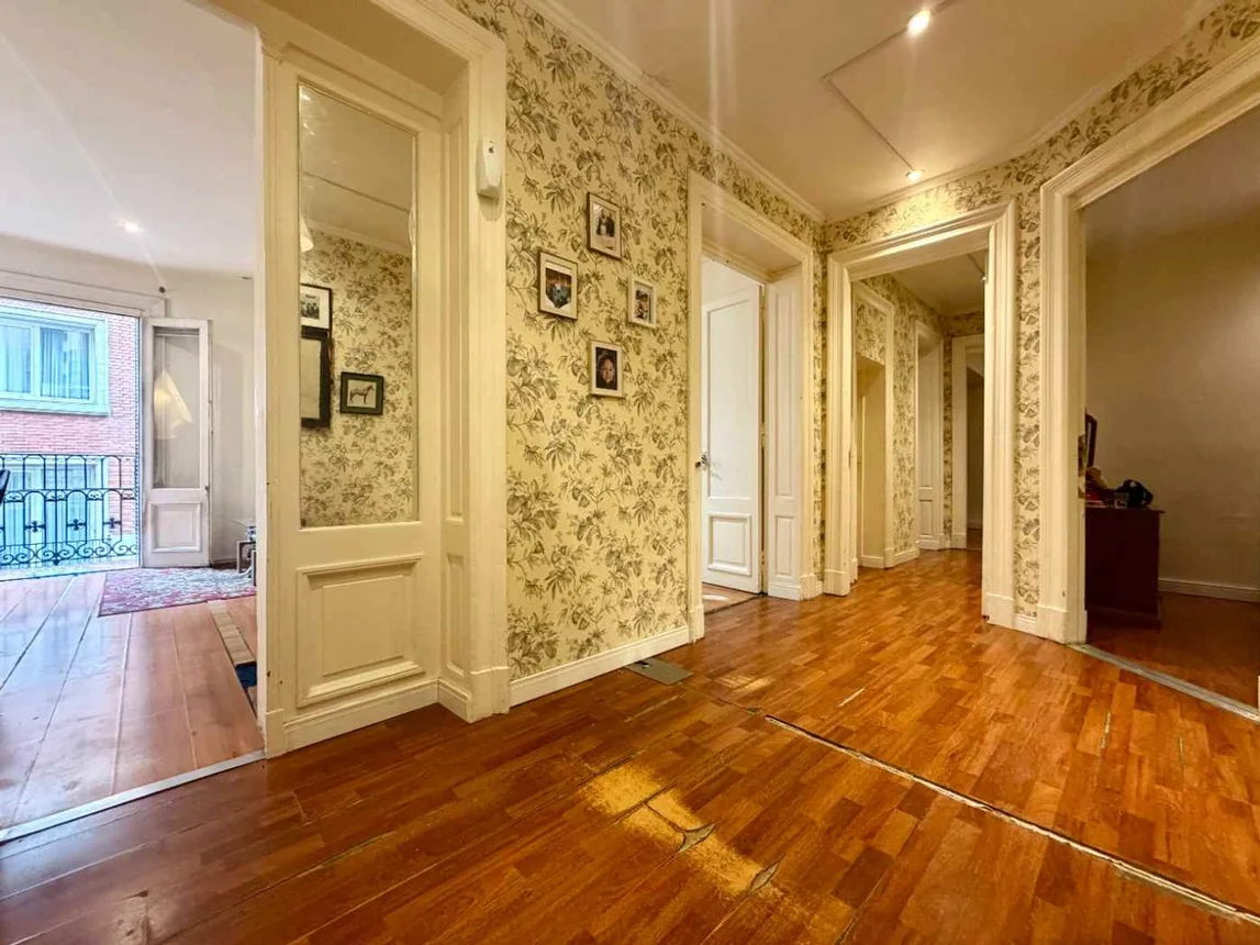 Semipiso de 5 ambientes en venta en San Nicolás, Esmeralda 500