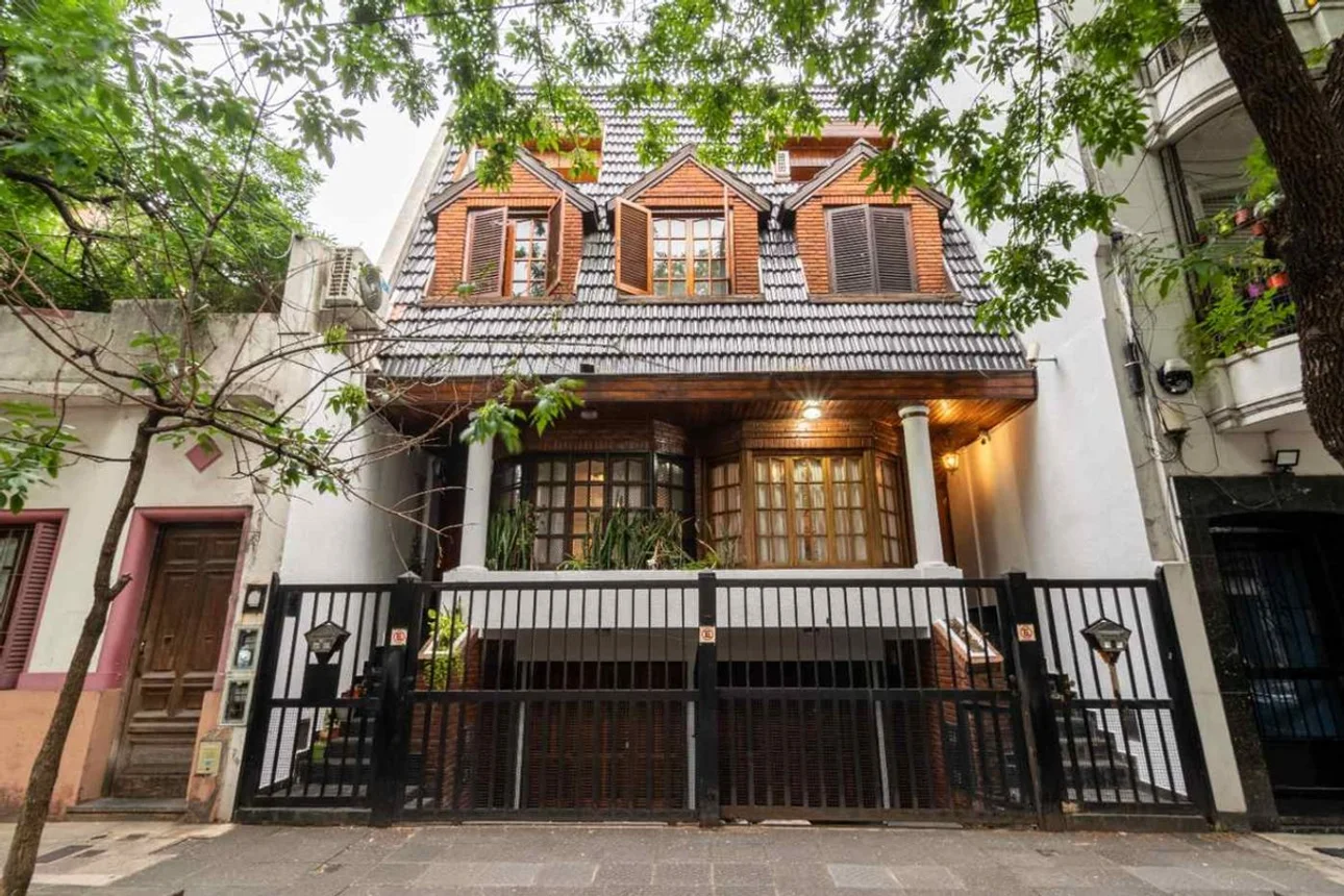 PH de 6 ambientes en venta en San Cristóbal, Matheu 1100