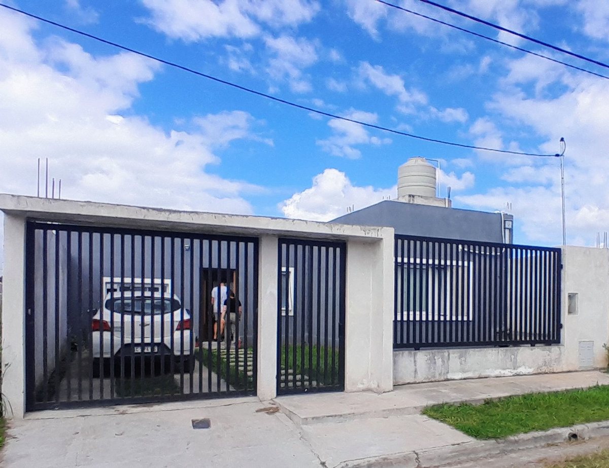CASA VENTA EN B° LOS EUCALIPTOS ZONA SUR 2 DORM - foto 14
