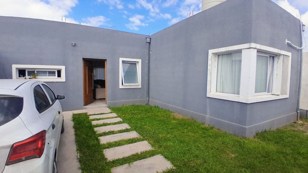 CASA VENTA EN B° LOS EUCALIPTOS ZONA SUR 2 DORM - foto 2