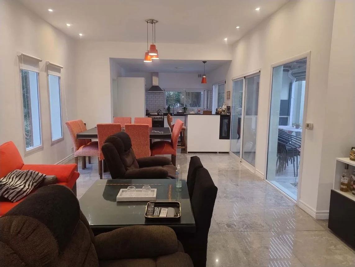 Casa en venta en Pilar, foto 2