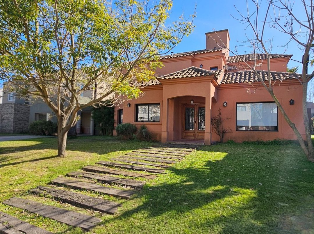 Casa en venta 5 ambientes en Atahualpa 0, Haras Maria Victoria, Francisco Alvarez, Moreno, Buenos Aires
