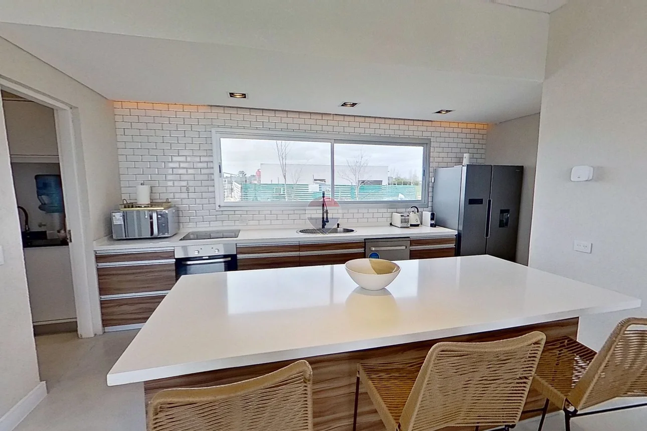 Casa en venta en Pilar, foto 3