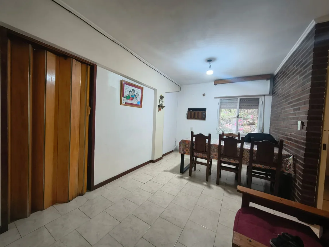 Departamento de 4 ambientes en venta en Villa Tesei, Avenida Gobernador Vergara 1200