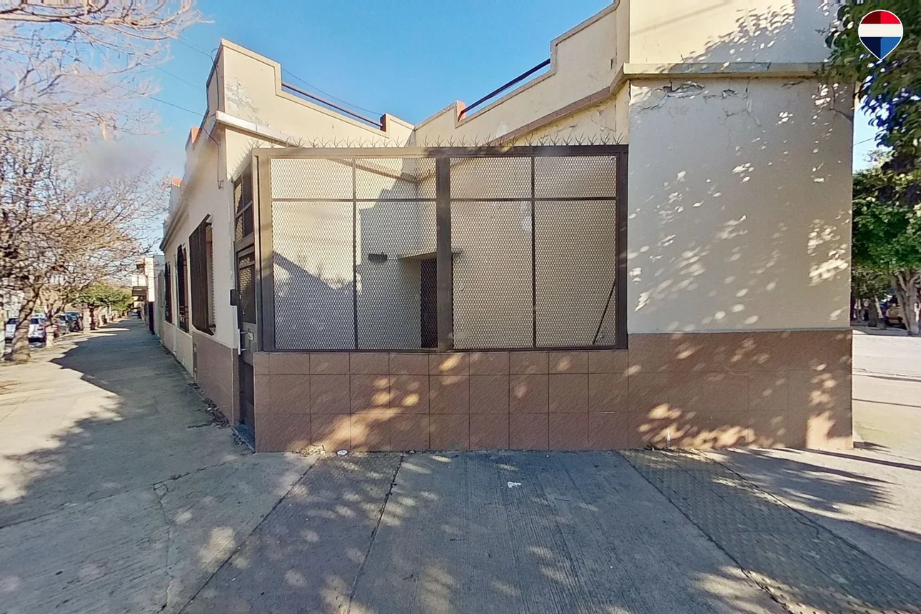 Casa de 5 ambientes en venta en Parque Avellaneda, Zinny 1500, foto 2