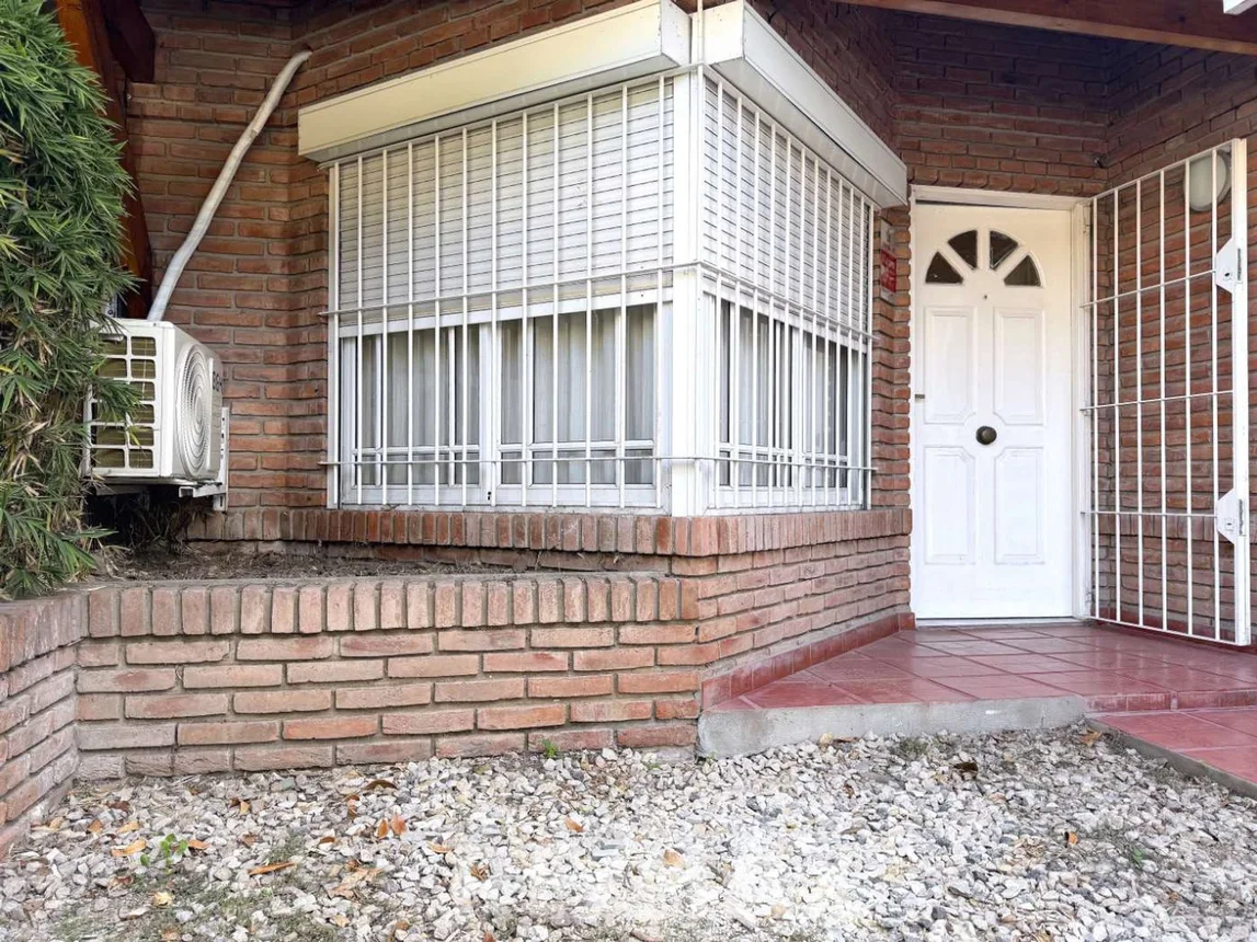 Casa dúplex de 3 ambientes en venta en Pilar, Alsina 900, foto 4