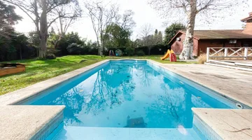 Chalet Casa Quinta Jardín Pileta Quincho Ranelagh