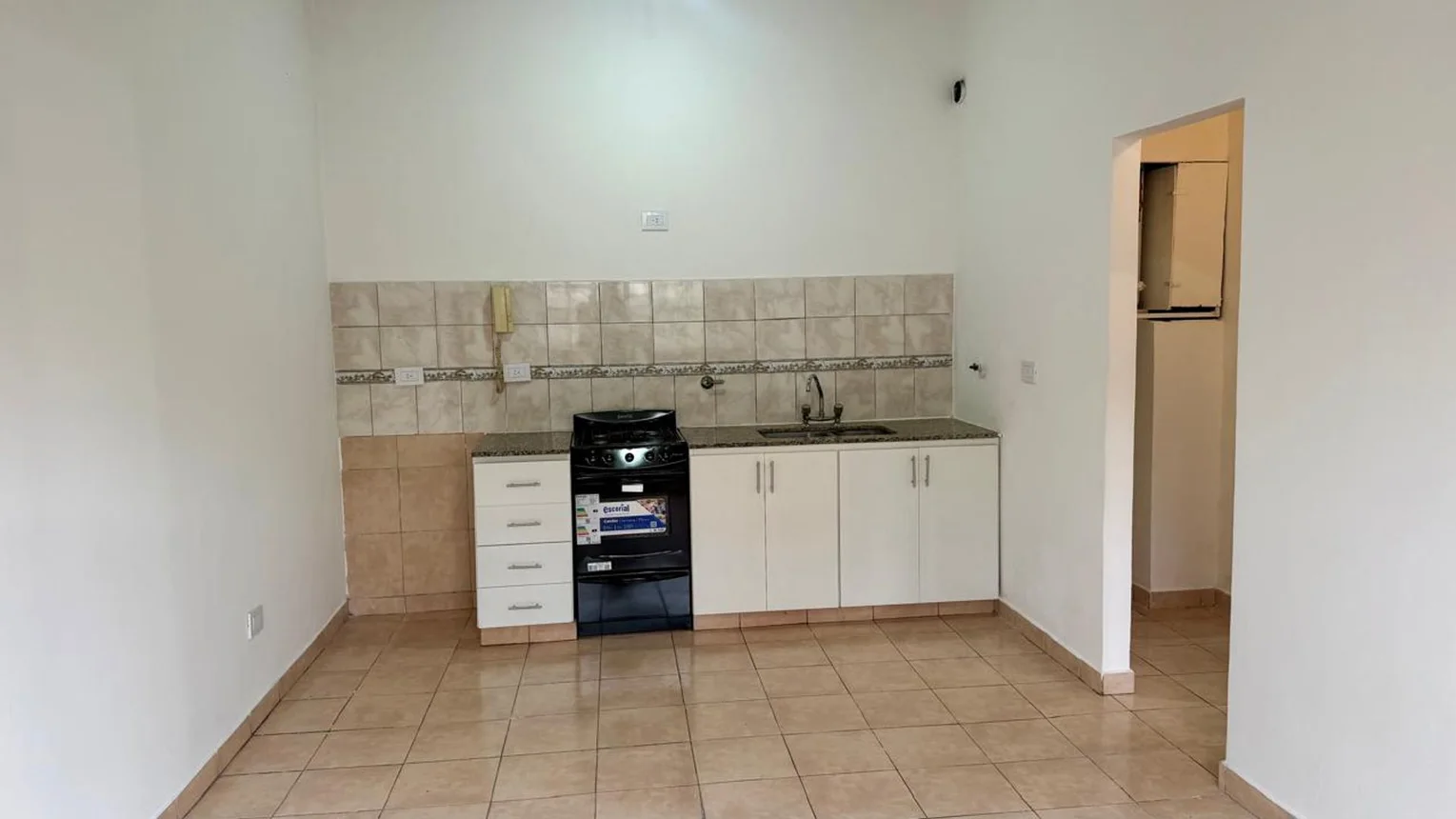 Departamento de 2 ambientes en venta en Lomas de Zamora, General Carlos María de Alvear 400