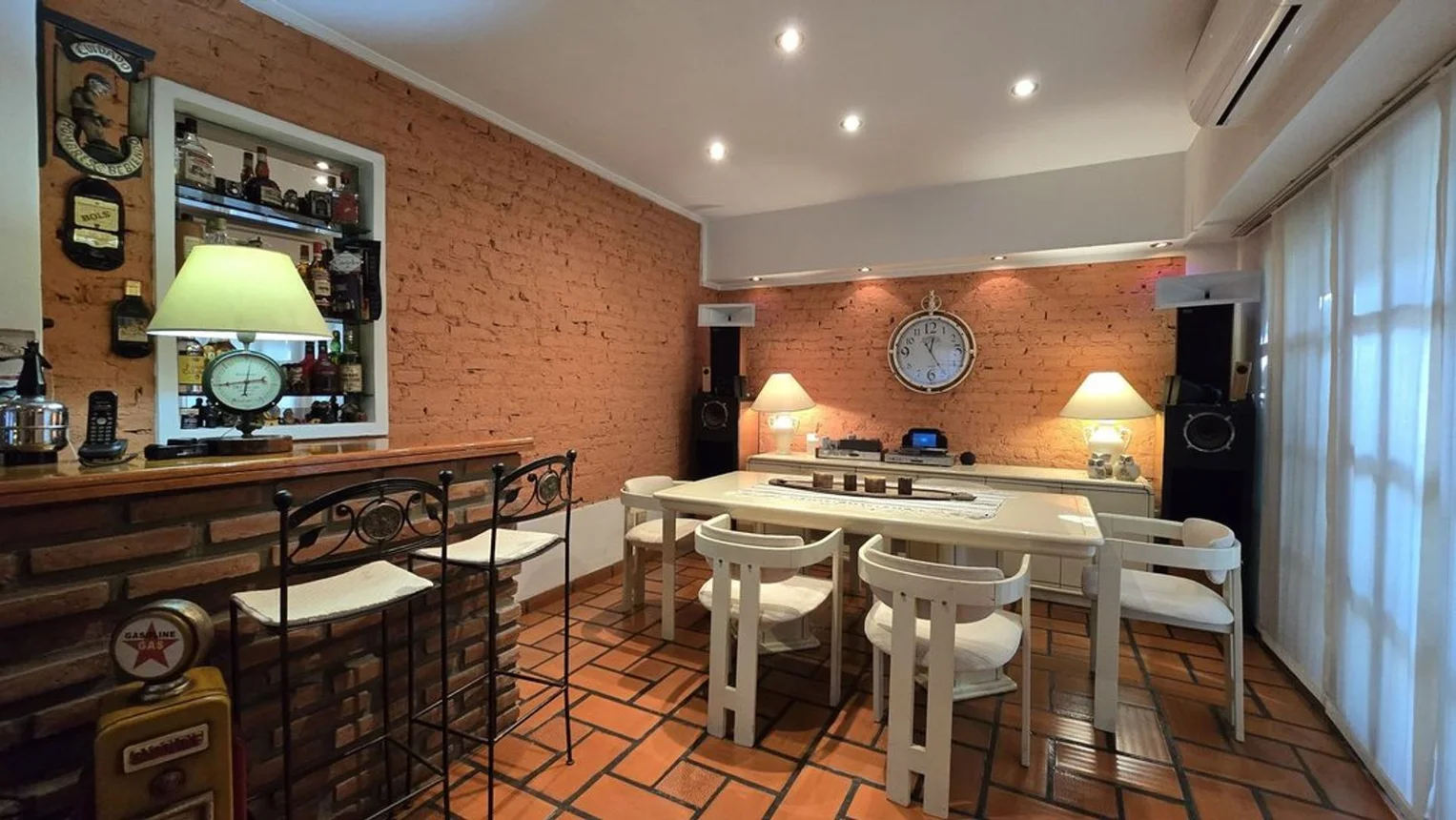Casa de 5 ambientes en venta en Liniers, Las Bases 100, foto 3
