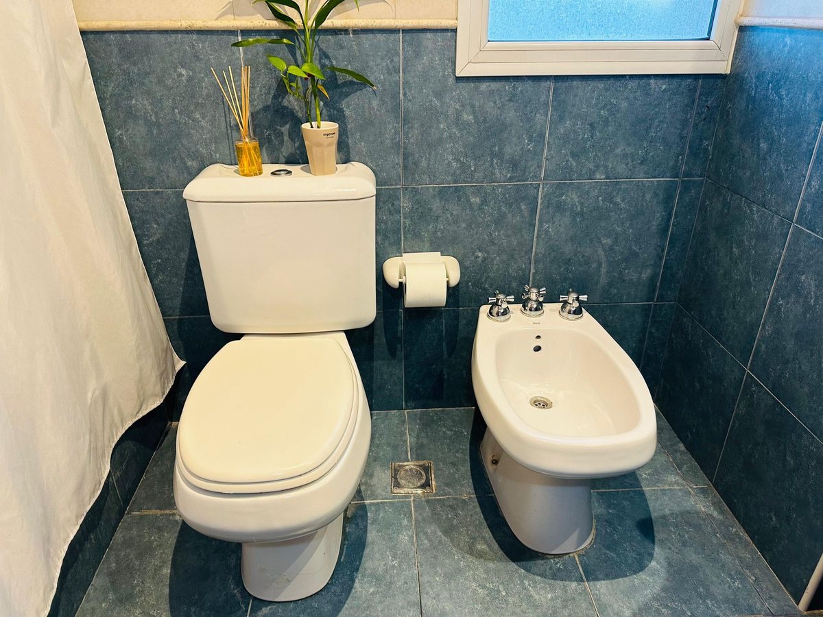 MONOAMBIENTE EN VENTA CON COCHERA MACROCENTRO - foto 9