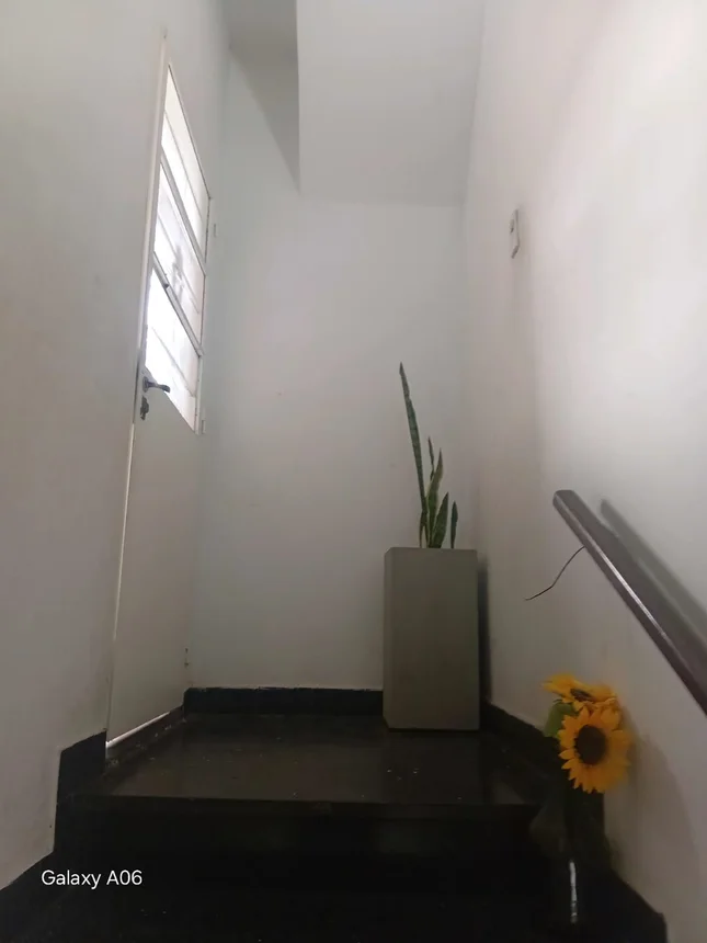 Casa de 5 ambientes en venta en Lomas del Mirador, Necochea 3900, foto 5