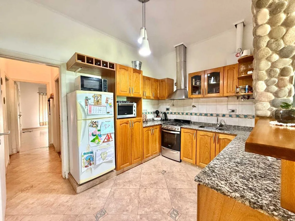 Casa en venta en Castelar, foto 5