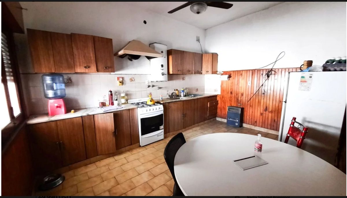 Foto 5 — VENTA CASA 3 AMB PATIO COCHER JDIN BERNAL FINANCIA