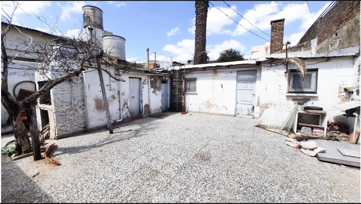 Foto 10 — VENTA CASA 3 AMB PATIO COCHER JDIN BERNAL FINANCIA
