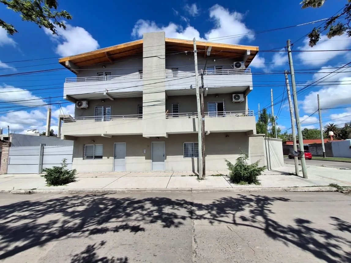 Departamento de 3 ambientes en venta en Pilar, Manuel Martignone 0