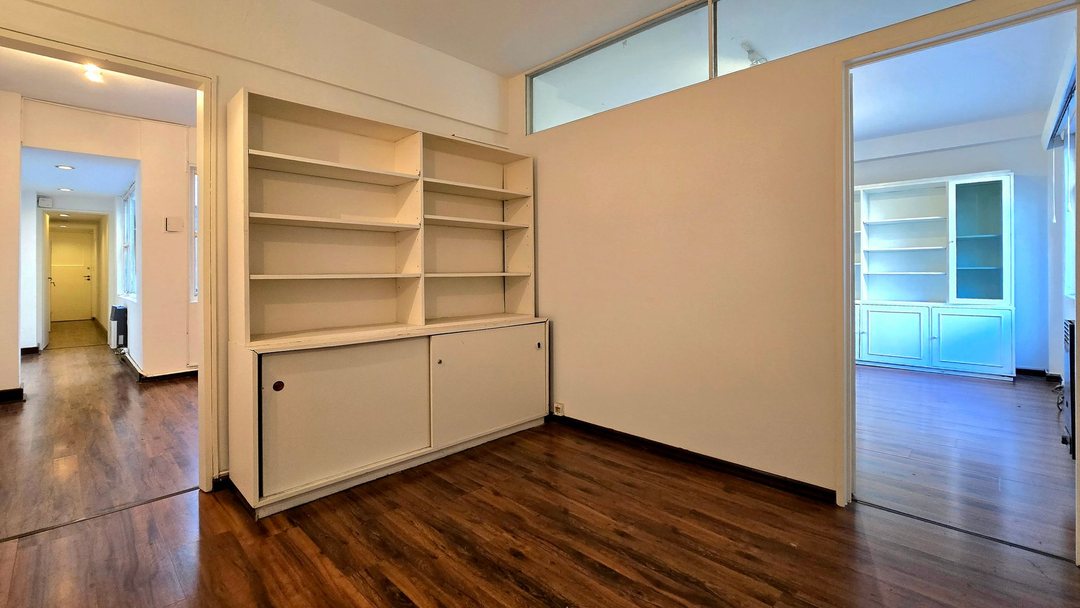 OFICINAS CON  ESPACIO ADICIONAL INTEGRADO