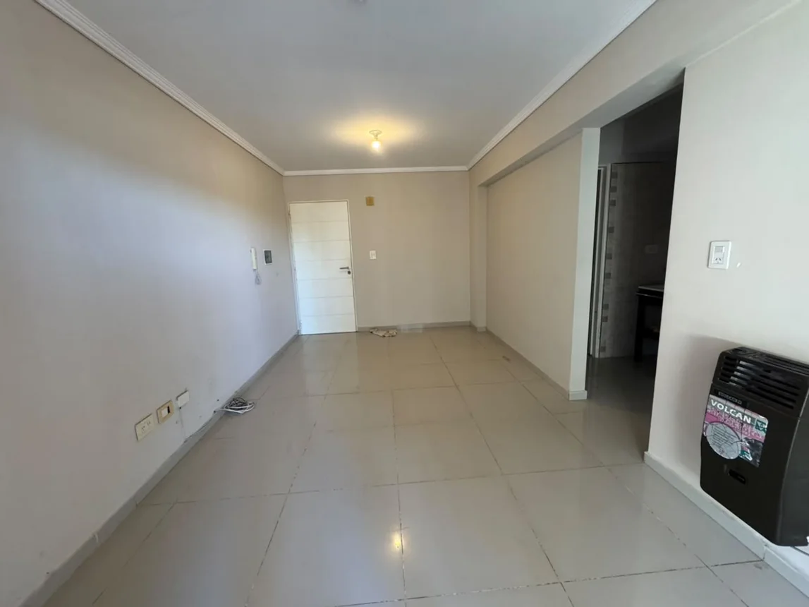 Departamento de 4 ambientes en alquiler en Córdoba, Calle Pública 100, foto 2