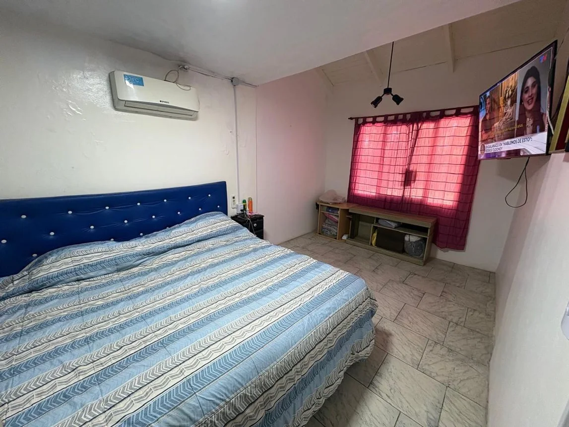 Casa de 3 ambientes en venta en Moreno, San Carlos 2400, foto 2