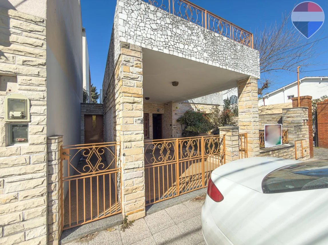 Casa de 3 ambientes en venta en Munro, Guillermo Marconi 3500, foto 2